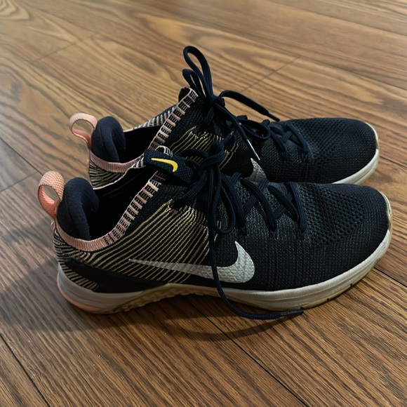 Nike MetCon - Picture 2 of 6